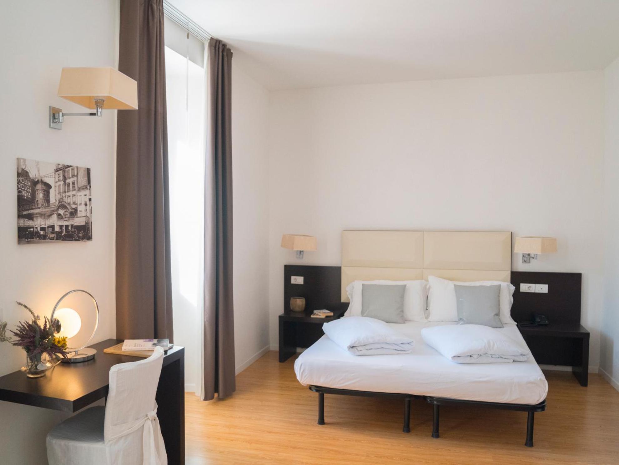 Hotel Geier Torbole Sul Garda Buitenkant foto