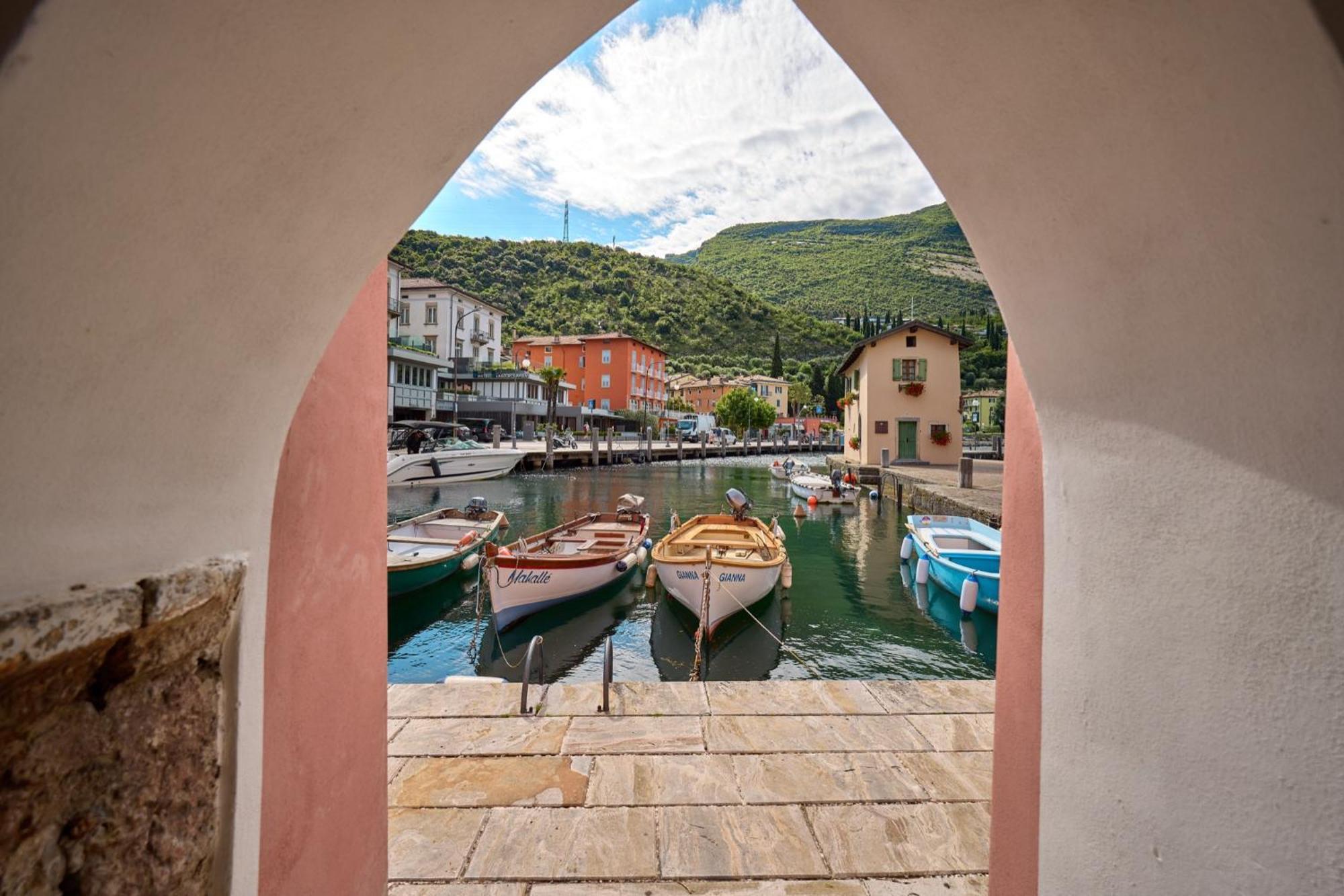 Hotel Geier Torbole Sul Garda Buitenkant foto